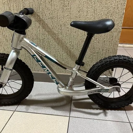 Bicicleta de equilíbrio Infantil - SENSE