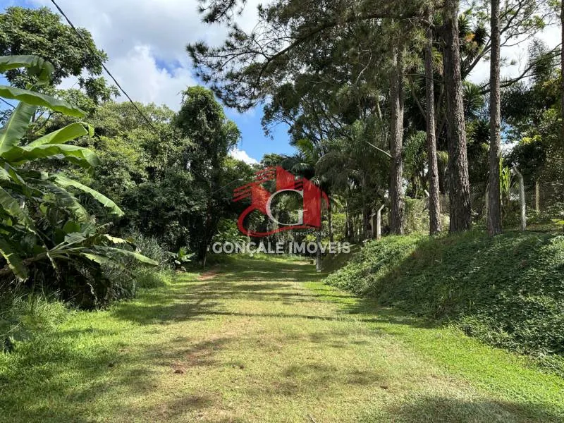 Terreno no Condomínio Rancho Maringá 2 com 3200m2