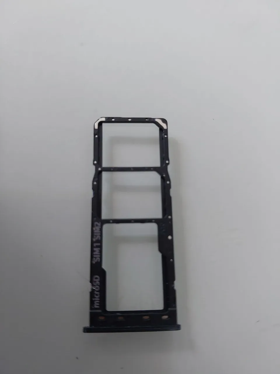 Bandeja de chip e cartão SD Sansung A10