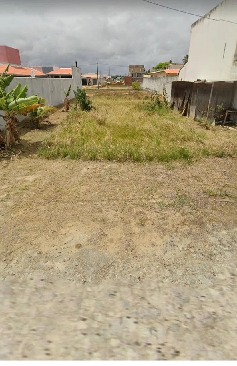 Terreno a venda no condomínio Caueira Beach