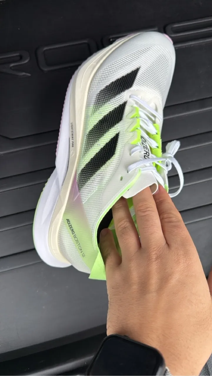 Adidas Adizero Boston 12 - Branco e Verde