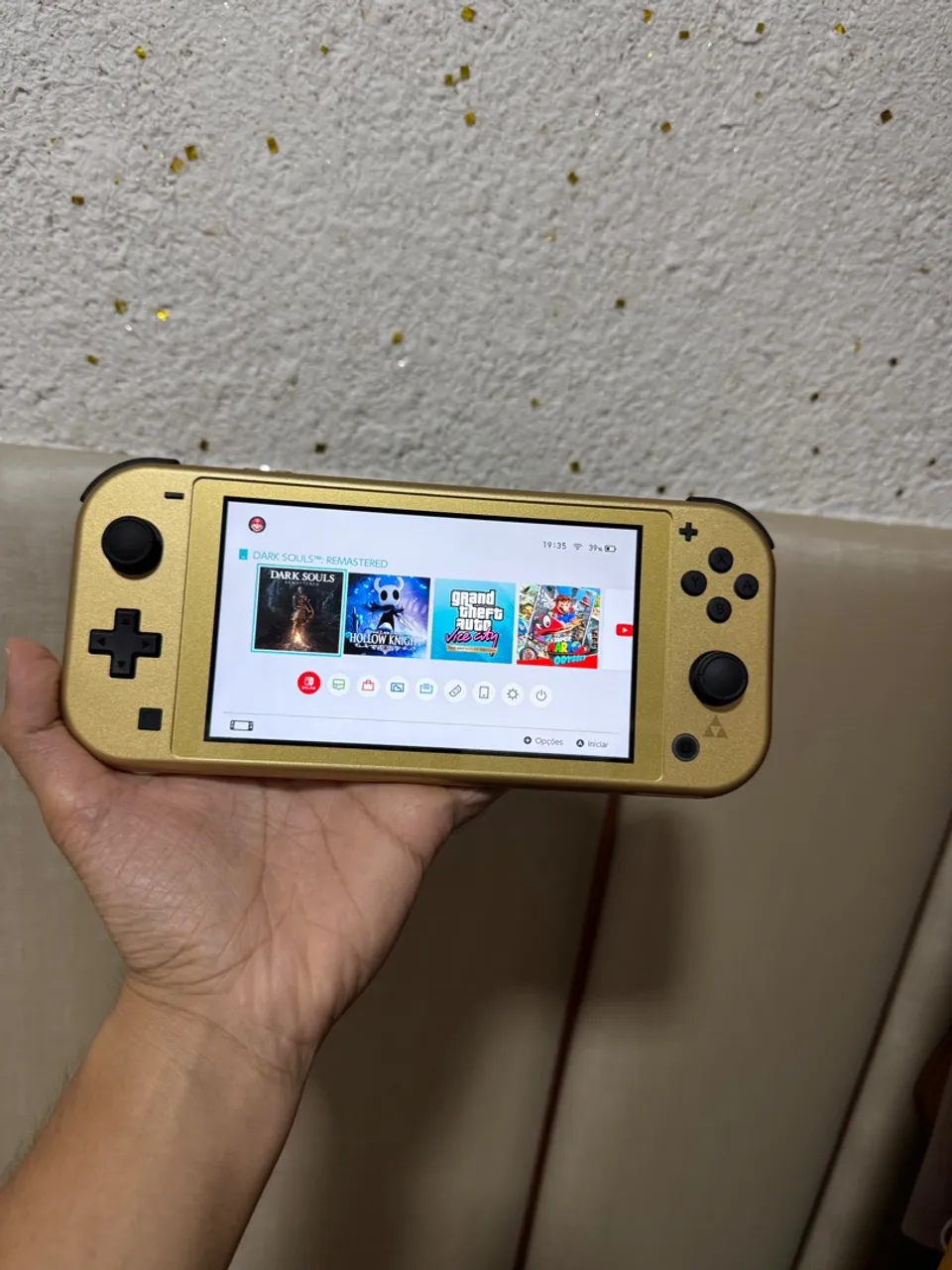 Nintendo Switch Lite Hyrule Edition