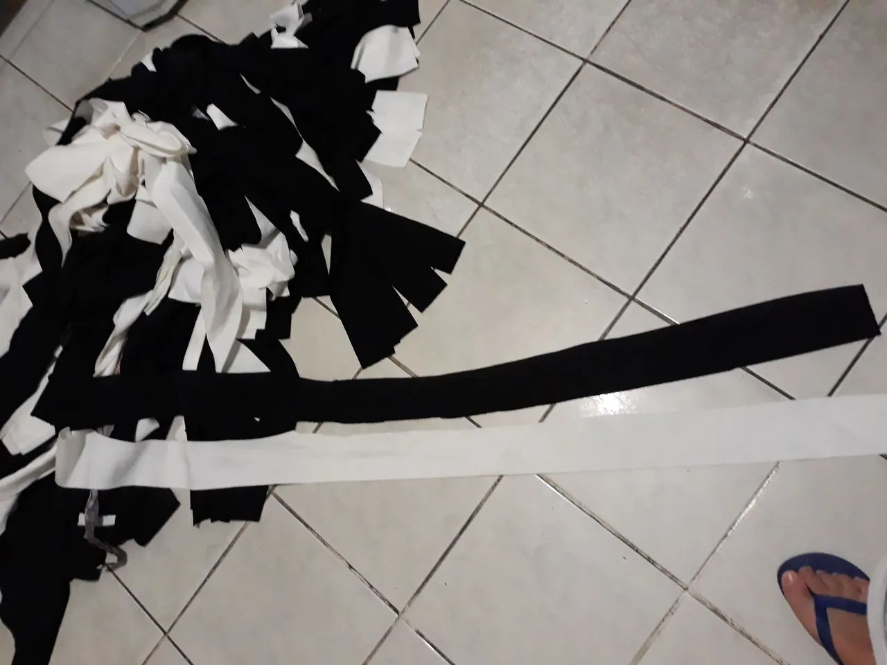 Tiras de tecido grosso