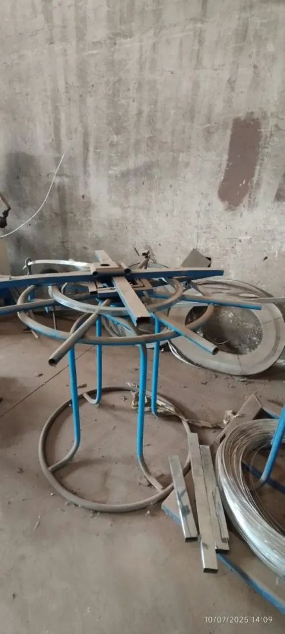 Máquina de fabricação de concertina 64296125055747123