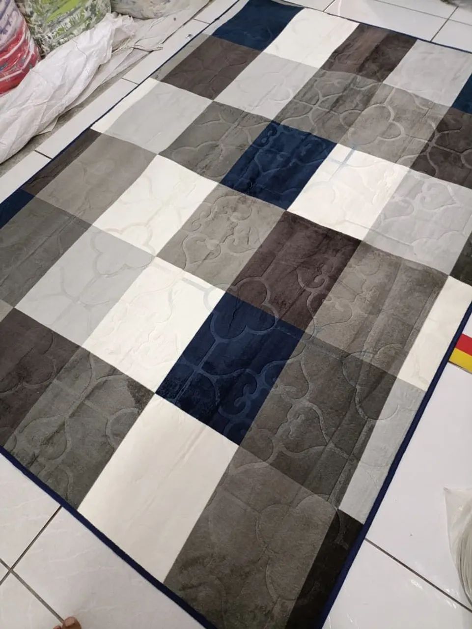 Tapete moderno geométrico - Foto 5