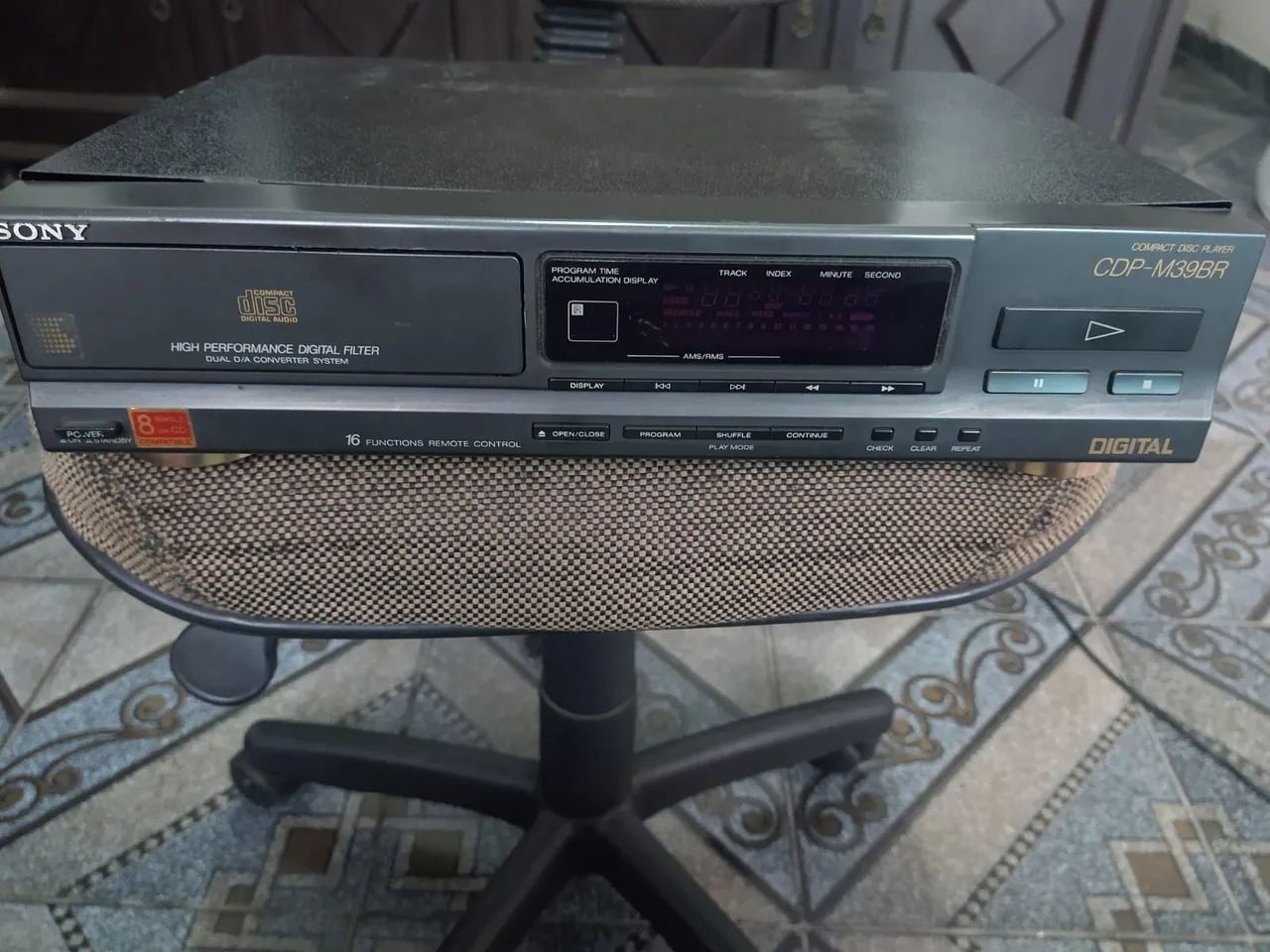 Sony CDP-M39BR - CD Player Digital