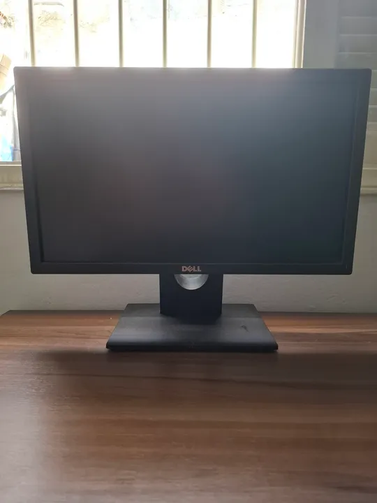 Monitor 19" Dell E1916HF - USADO
