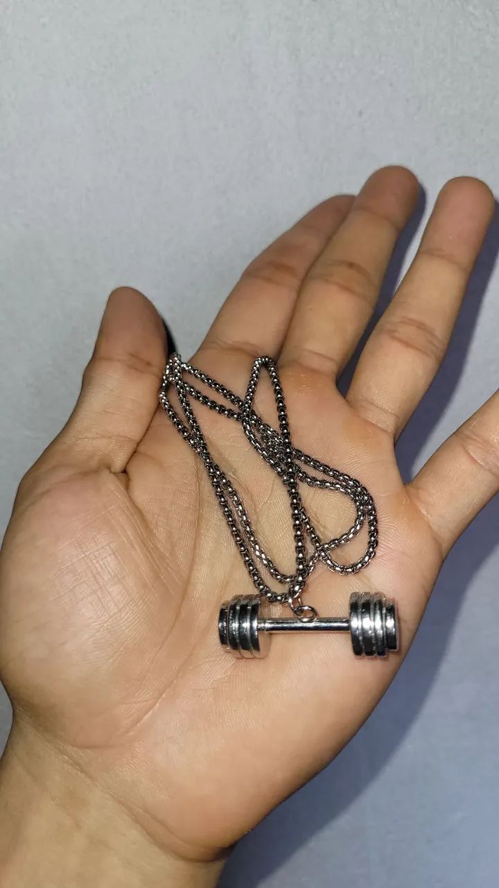 Colar Masculino com Pingente de Halteres - Foto 4