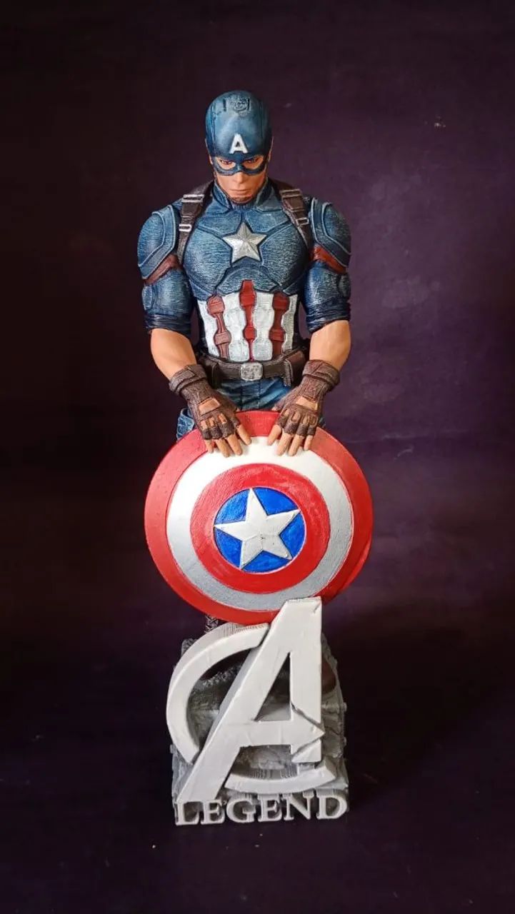 Action Figure Capitão América - Legend