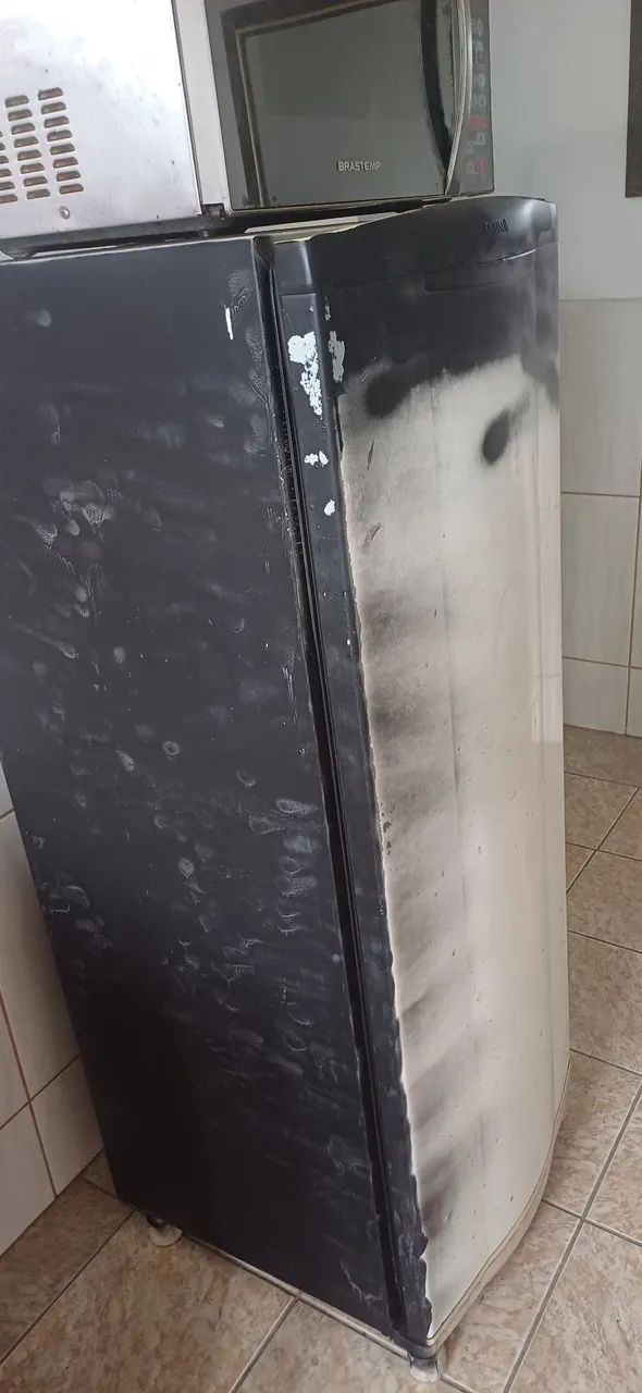 Geladeira Consul 261 Litros 220w - Foto 4
