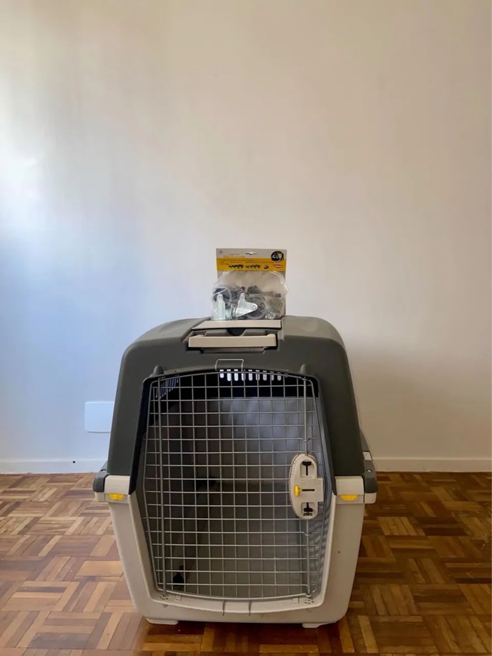 Caixa de transporte aéreo para Cães porte médio/ Grande