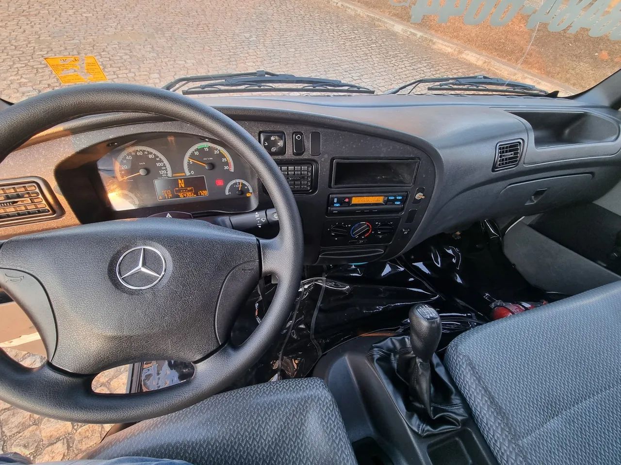 Caminhão Mercedes-Benz Accelo 1016 - Foto 9
