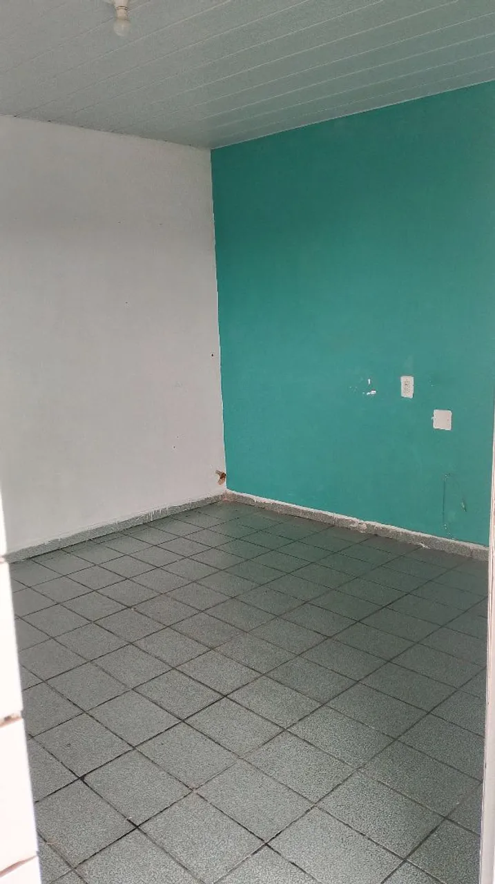 Alugo casa na ponta da terra