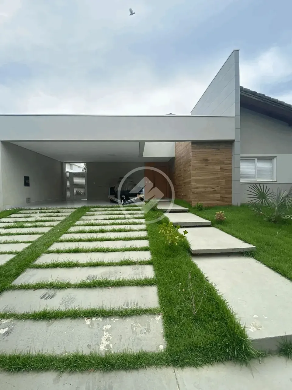 CASA CONDOMÍNIO FLORAIS DOS LAGOS - R$ 2.650.000,00 - 3SUITES, COZINHA GOUMERT, 3 VAGAS CO