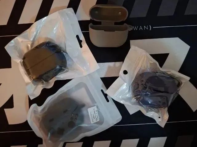 (NOVO) Samsung Galaxy Buds 3 FE - NF + Garantia + Cases - Foto 6