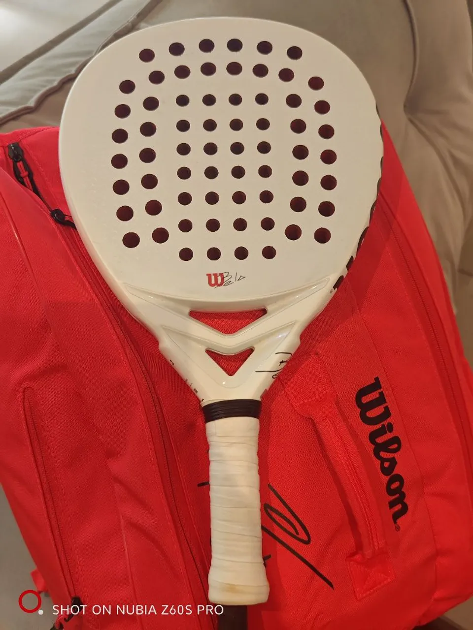 Raquete de Padel Wilson bela