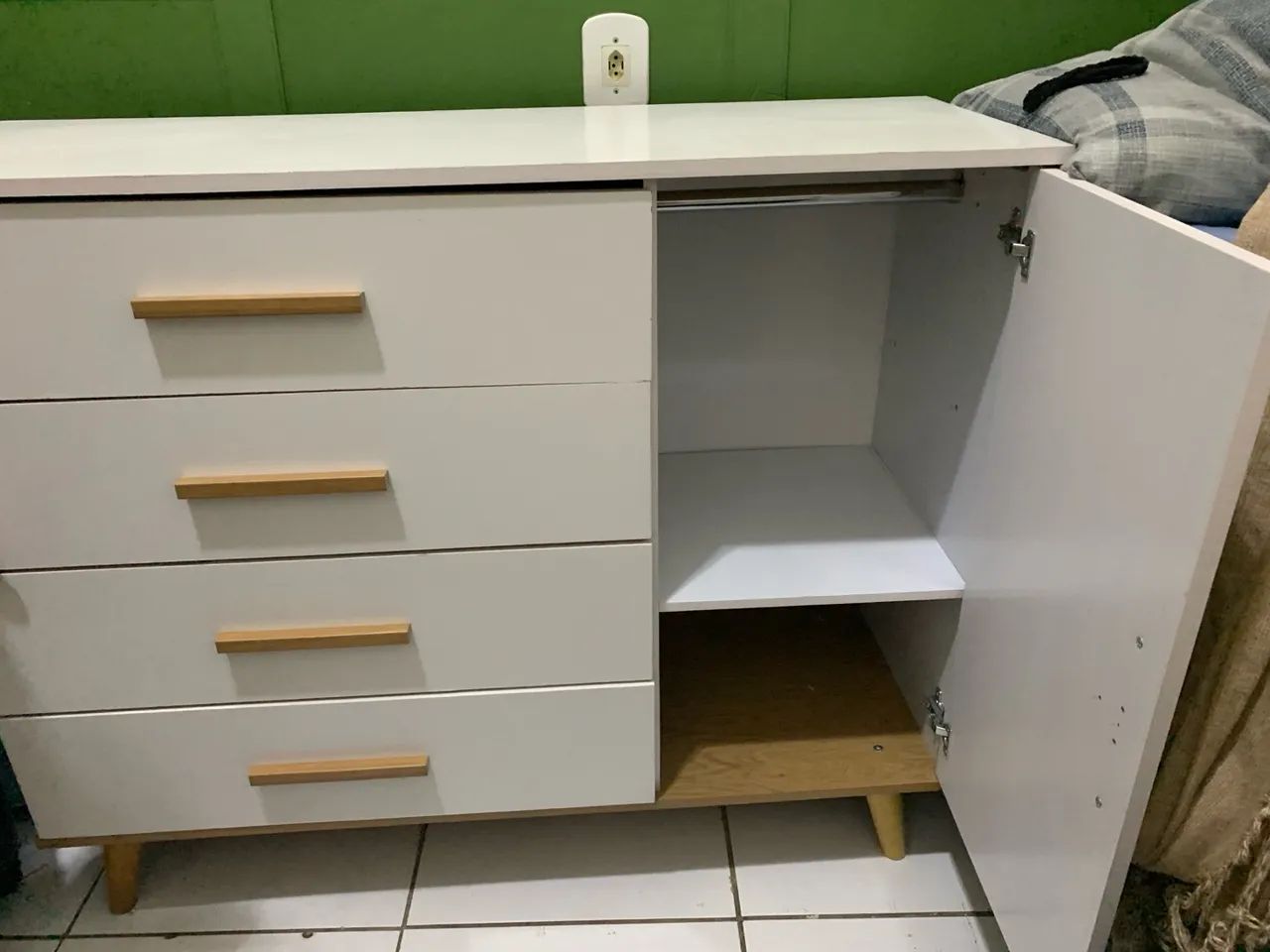 Cômoda Infantil Branca com 4 Gavetas - Foto 2