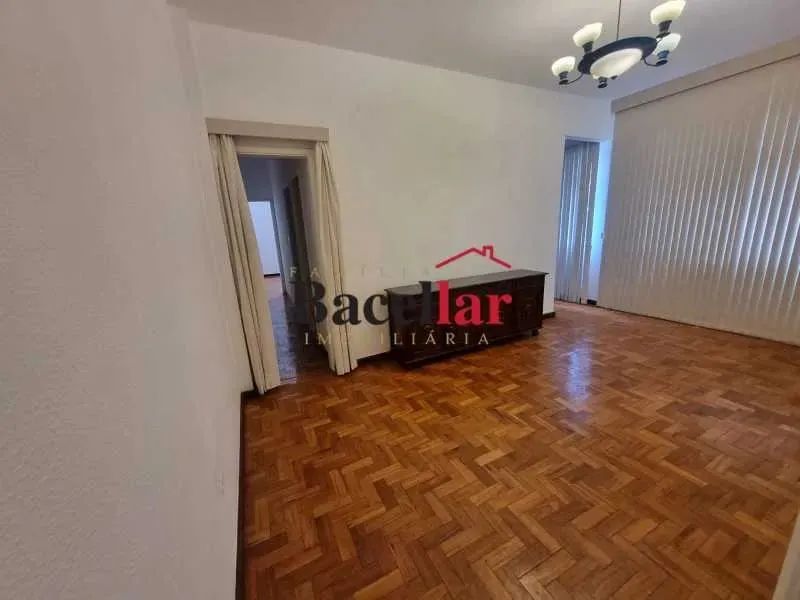 Apartamento : / Residencial / Tijuca
