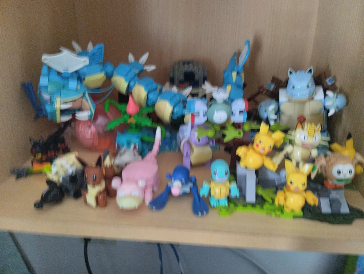 Coleção de Brinquedos Pokemon - 20 Peças