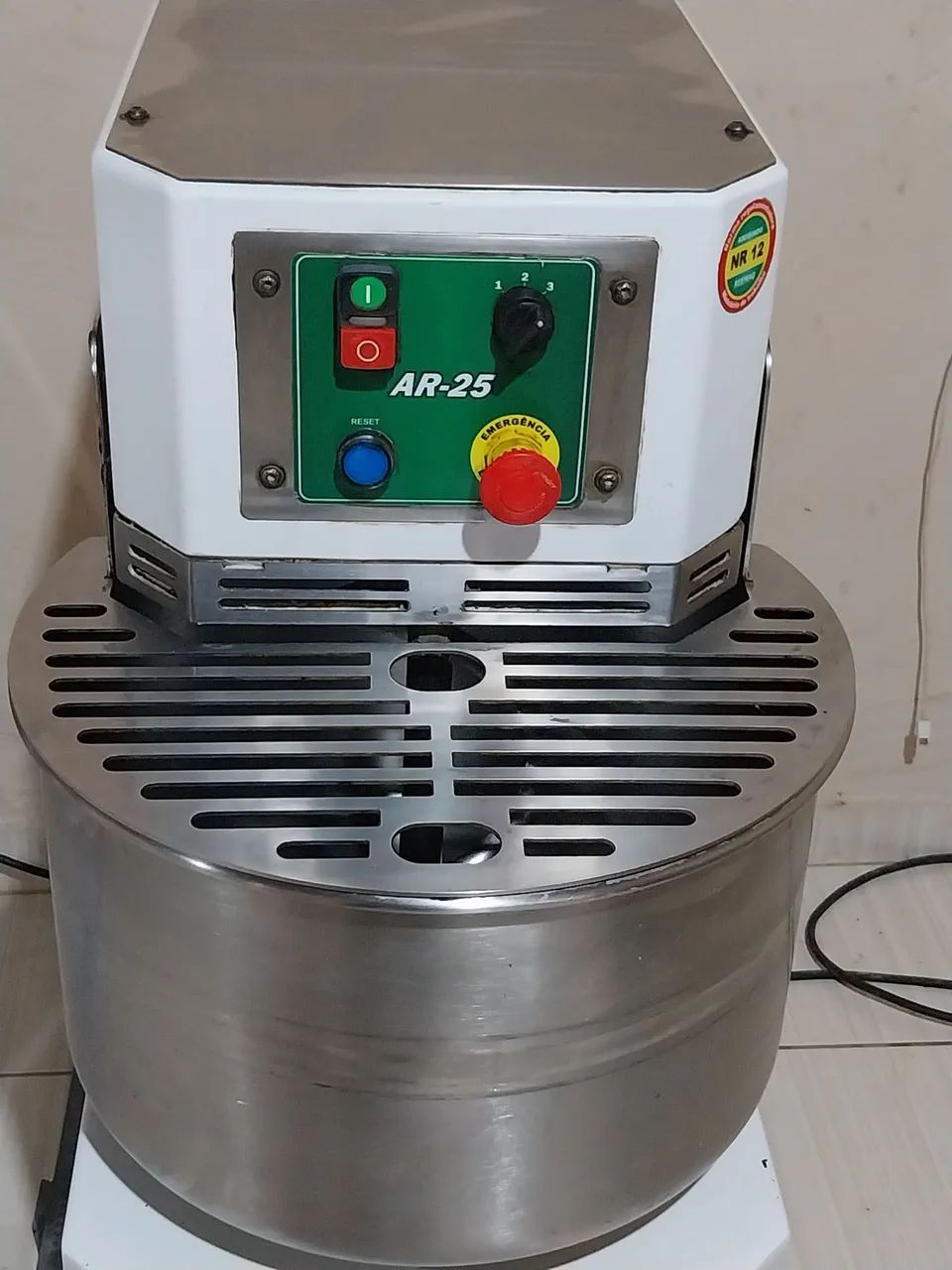 Amassadeira Industrial AR-25 espiral da reemaq 
