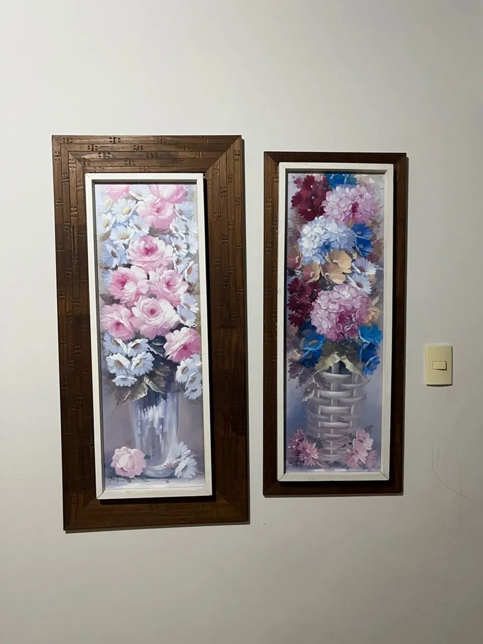 Vendo 2 quadros para decorar