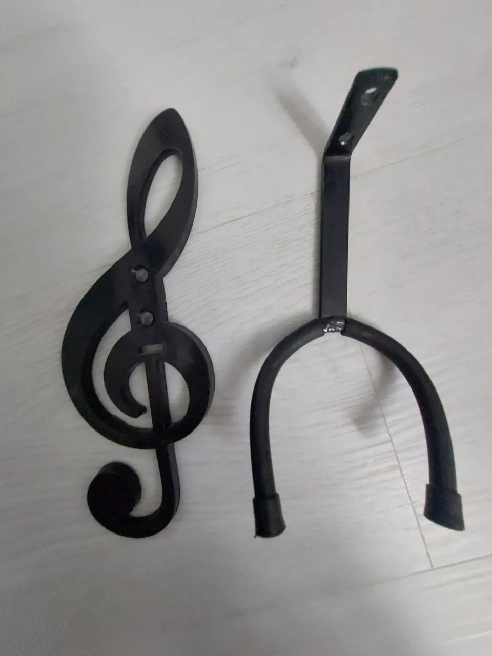 Suporte para guitarra.