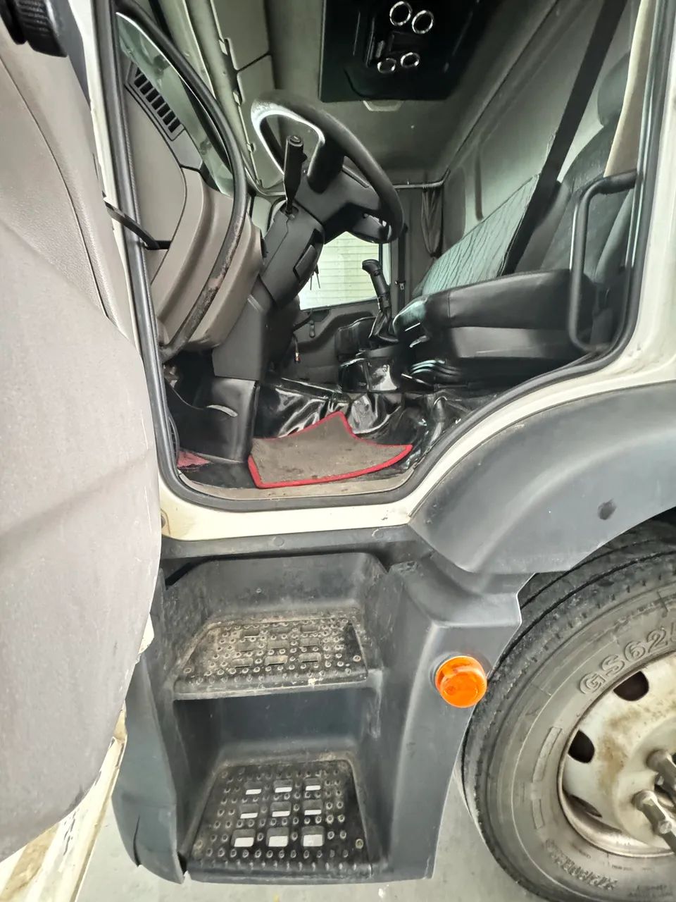 VW 13.190 4x2 2015 BAÚ TOCO - Foto 12