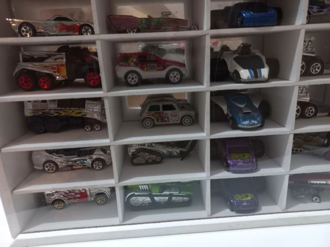 Caixa Expositora Funda com 48 Hot Wheels - Foto 4