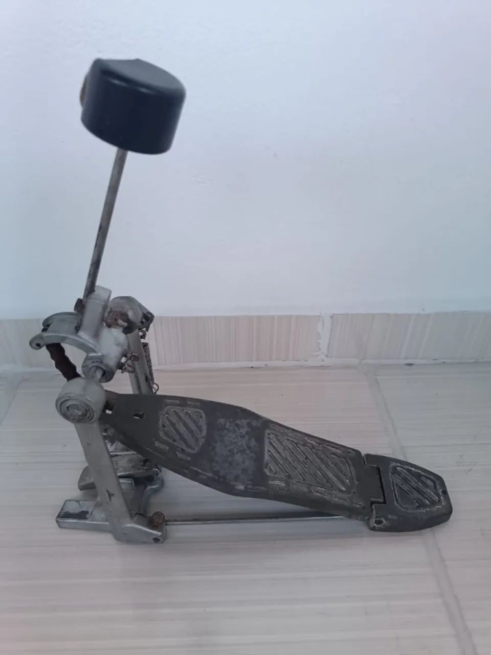 Pedal de Bumbo de Bateria - Usado  - Foto 4