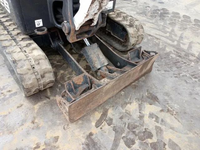 Mini Escavadeira Bobcat E19 ano 2019 - Foto 3