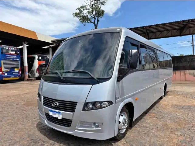 Vendo micro ônibus 2011(entrada a partir 20 mil) 