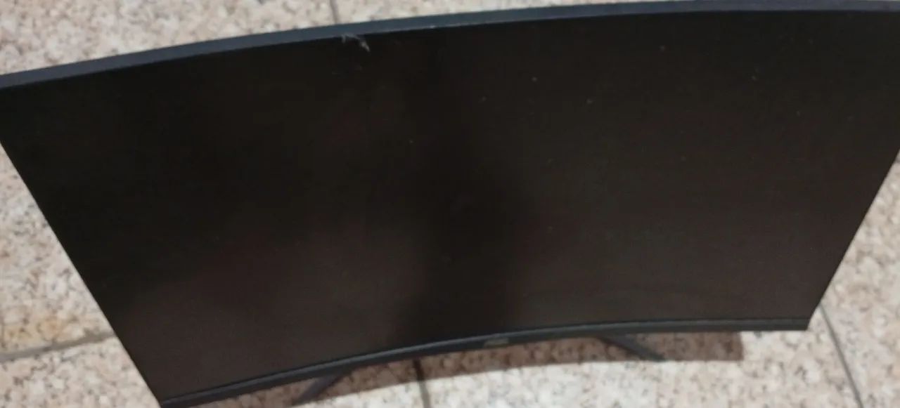 Monitor AOC 27 curvo 64291874530434122