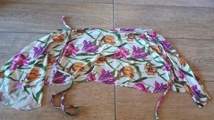 Saia de Praia, Tamanho M - DESAPEGO