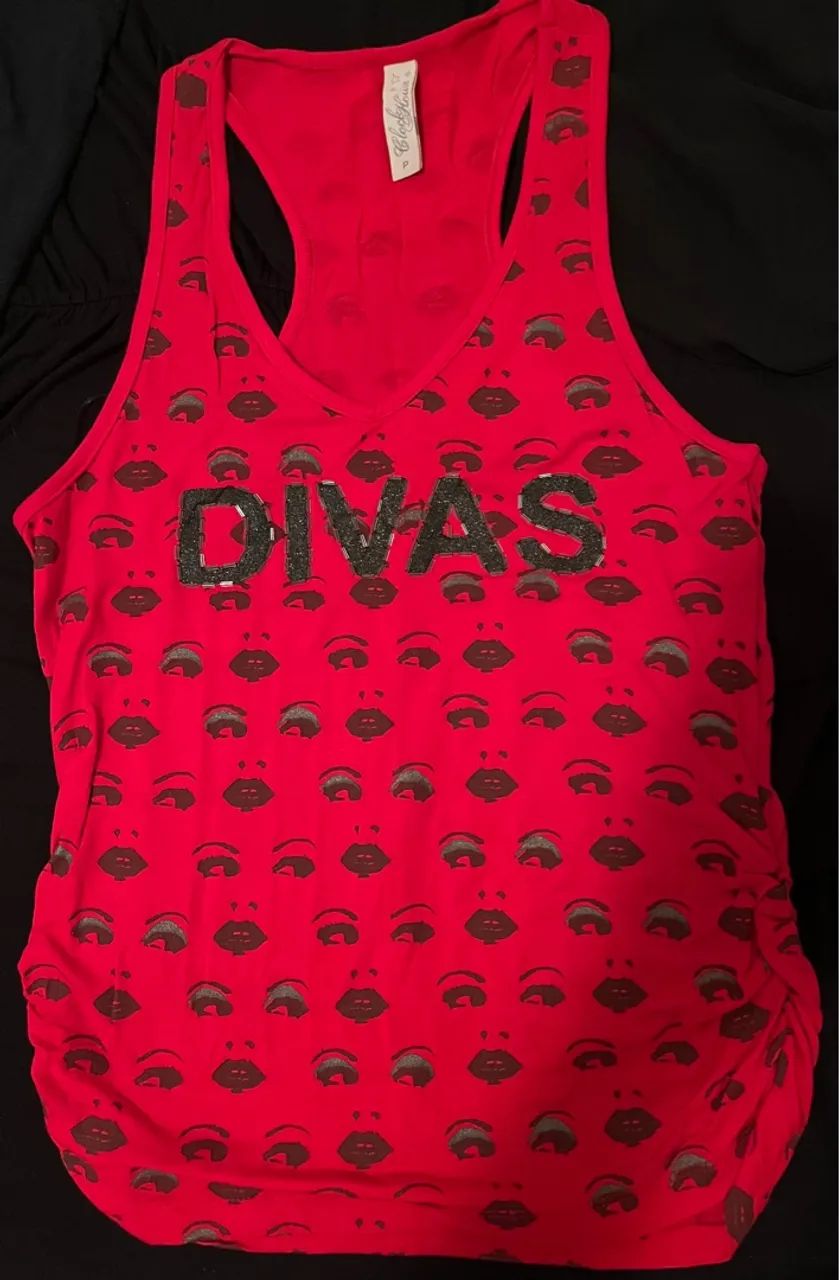 Camiseta Divas Vermelha - Tamanho P