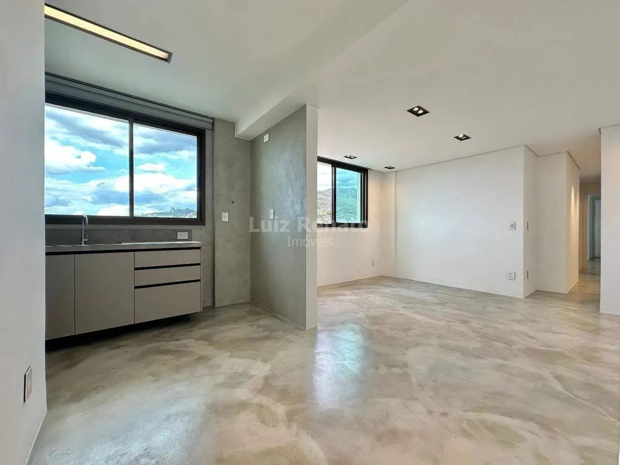 Apartamento à venda no bairro Sion