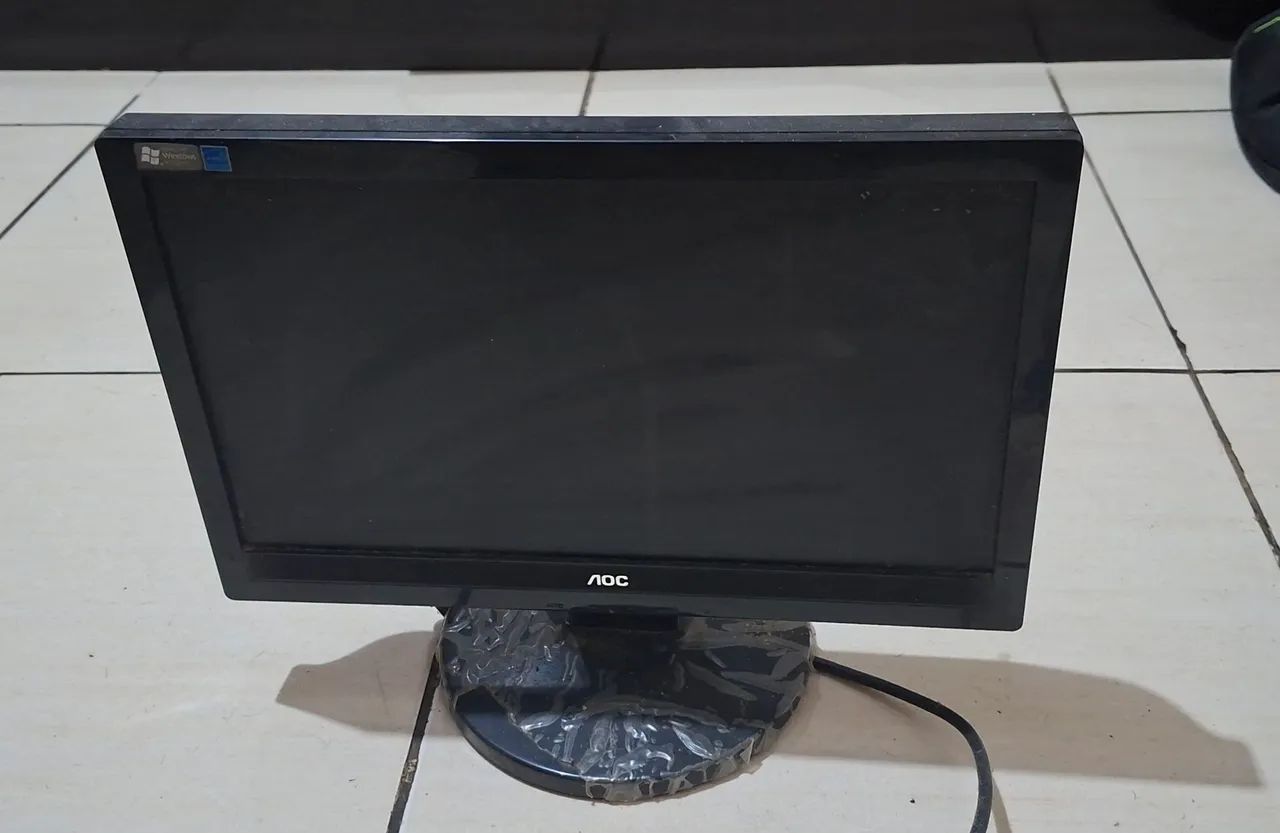 Monitor AOC 15"
