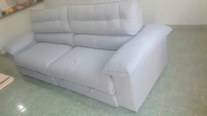 Sofá Retrátil e Reclinável - Foto 2