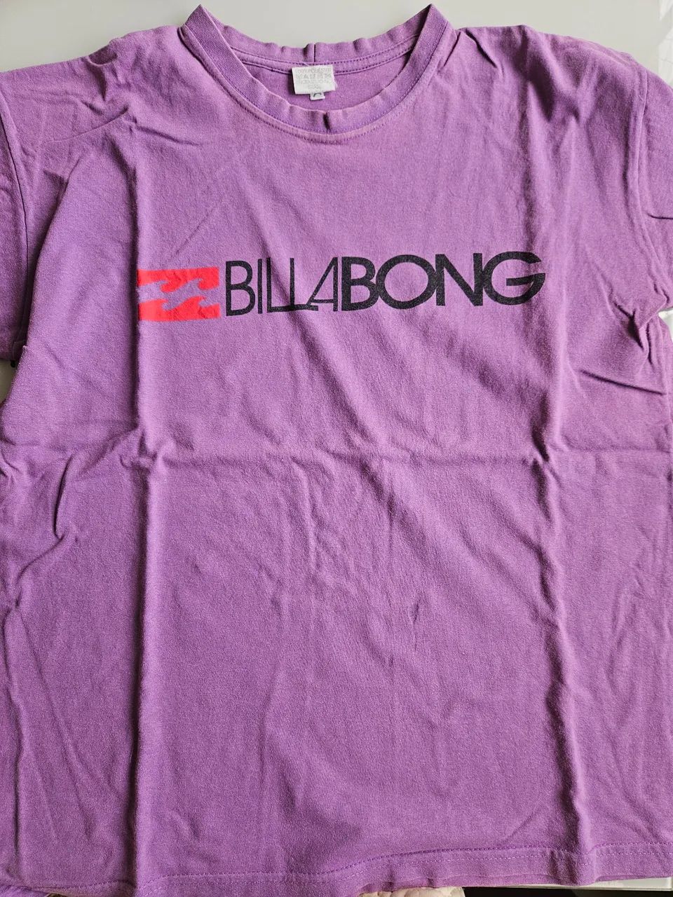 Camiseta lilás 