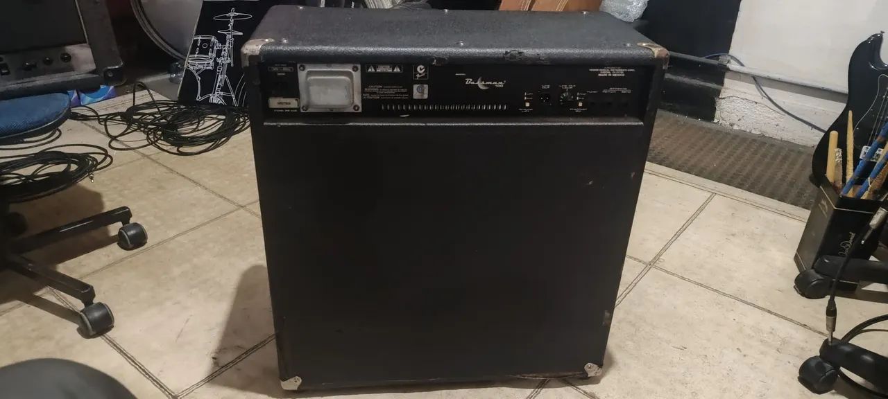 FENDER BASSMAN 100 - AMPLIFICADOR PRA CONTRABAIXO MADE IN MEXICO - Foto 2