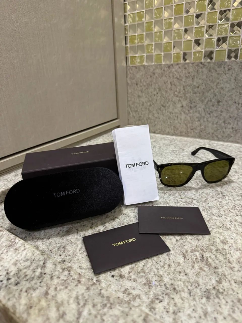 Óculos Tom Ford Marlon 2 nunca utilizado  - Foto 3
