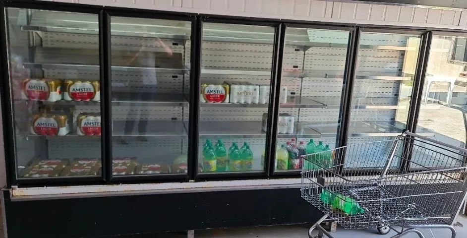 Expositor Refrigerado 420x210, 06 portas