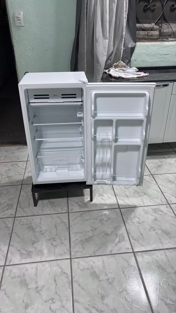 Frigobar Midea 93L Branco  - Foto 3
