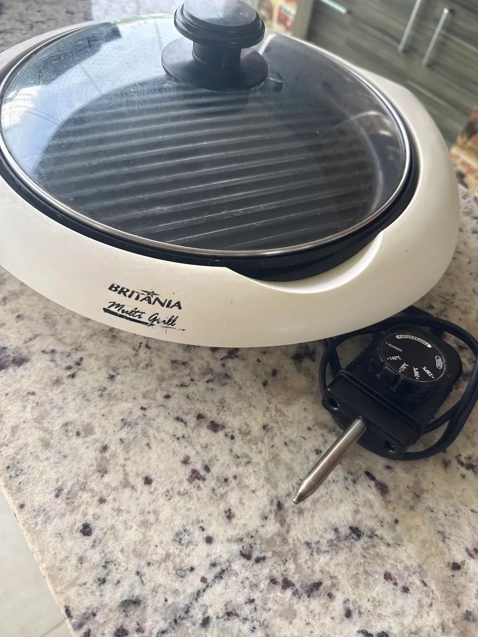 Grill elétrico britania 