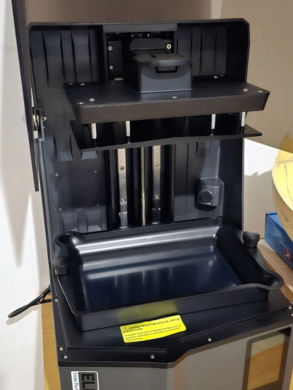 Impressora 3d de resina Elegoo em perfeito estado - Foto 3