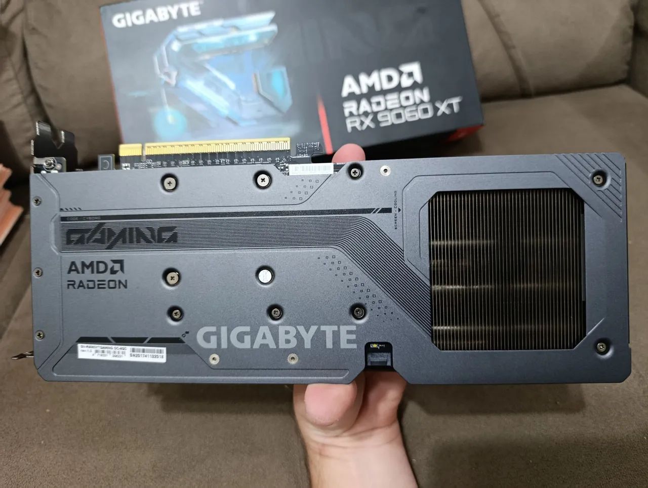 Placa de Vídeo RX 9060 XT 8GB - Foto 5
