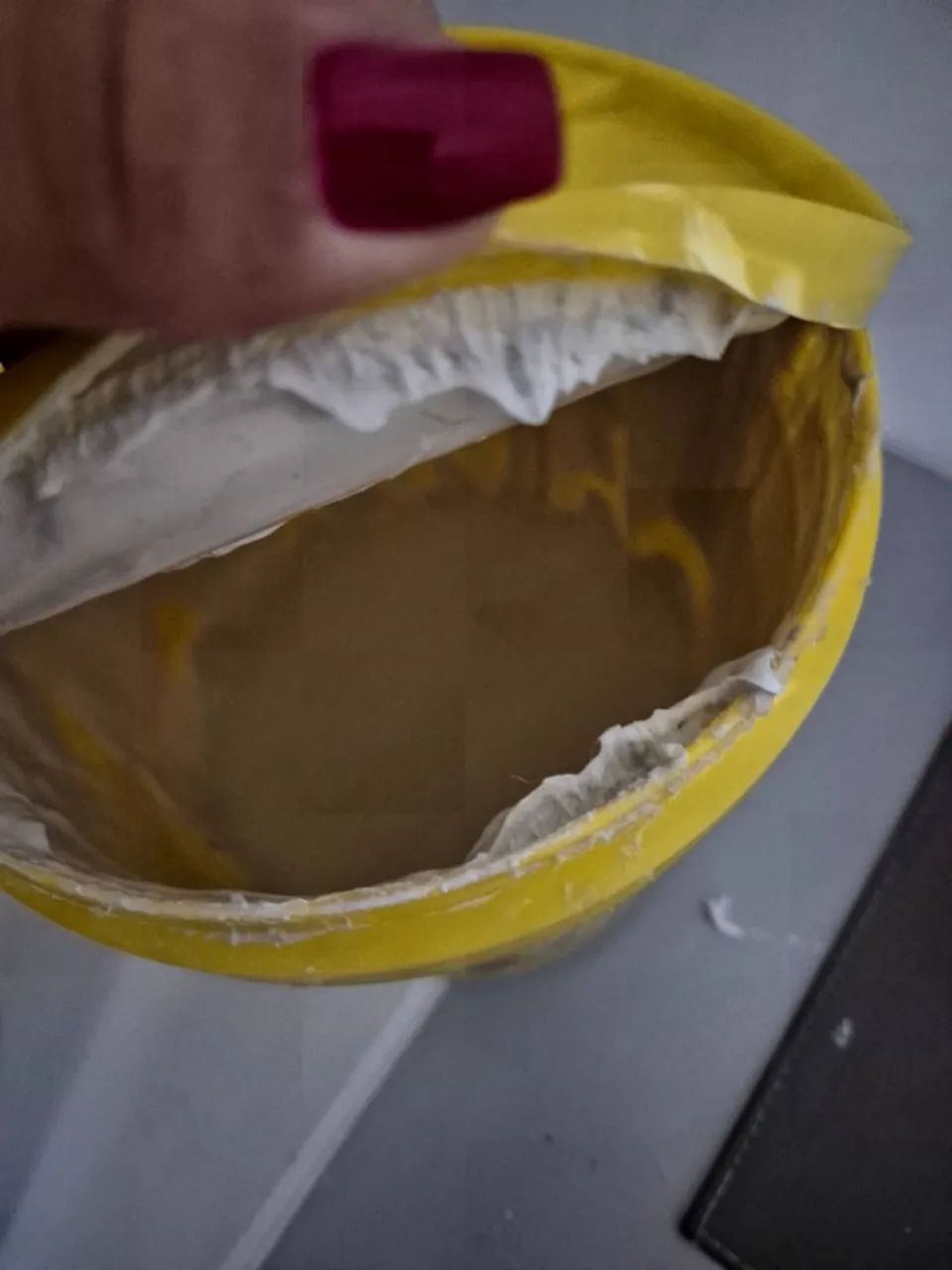 Cola adesivo para piso vinilico quartzolit 4kg - Foto 2