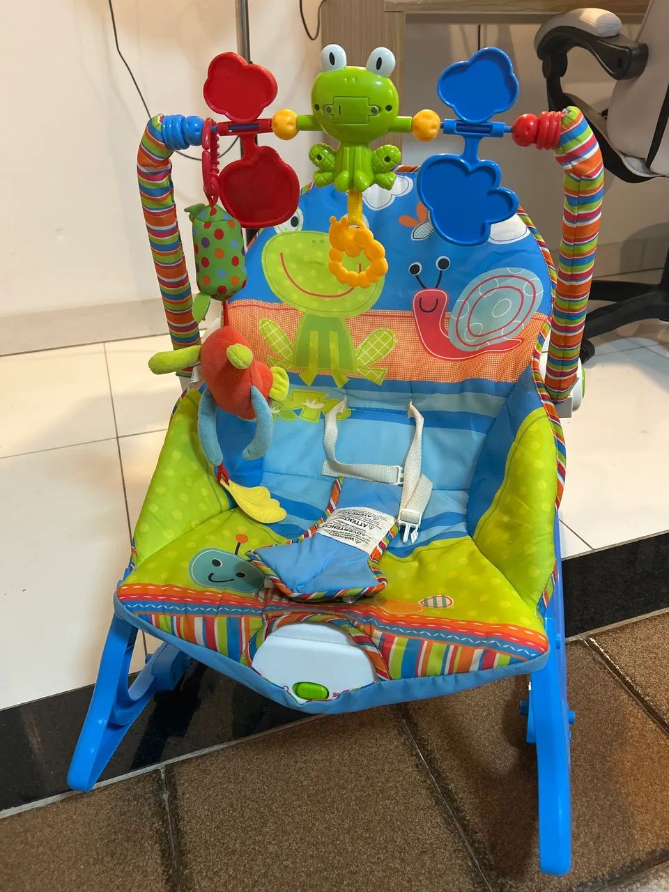 Cadeira de bebê musical - Foto 4