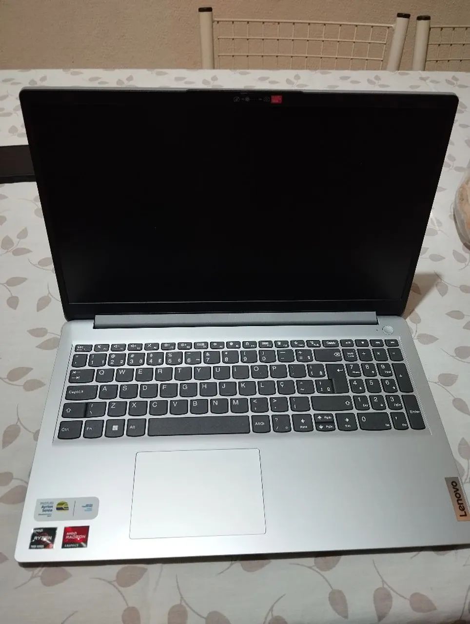 Notebook Lenovo Ideapad 1 15AMN7