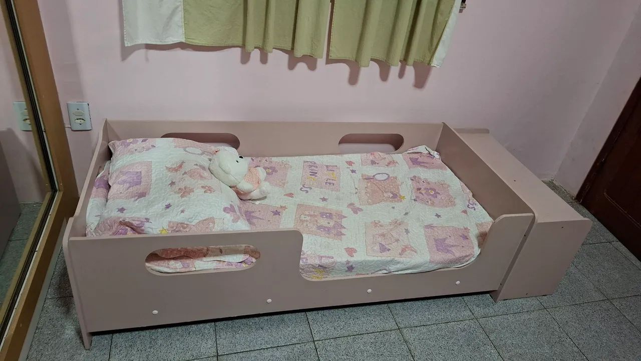 Vendo cama infantil com colchão  - Foto 3