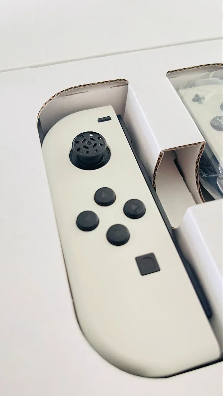 Nintendo Switch Oled (64 + 32 gb) - Foto 3